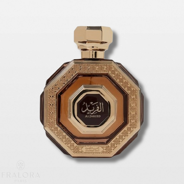 בושם Al Fareed מבית Arabian Oud לגברים 100 מ"ל, מבט חזיתי על בקבוק היוקרה המבטיח ניחוח עוצמתי וגברי.
