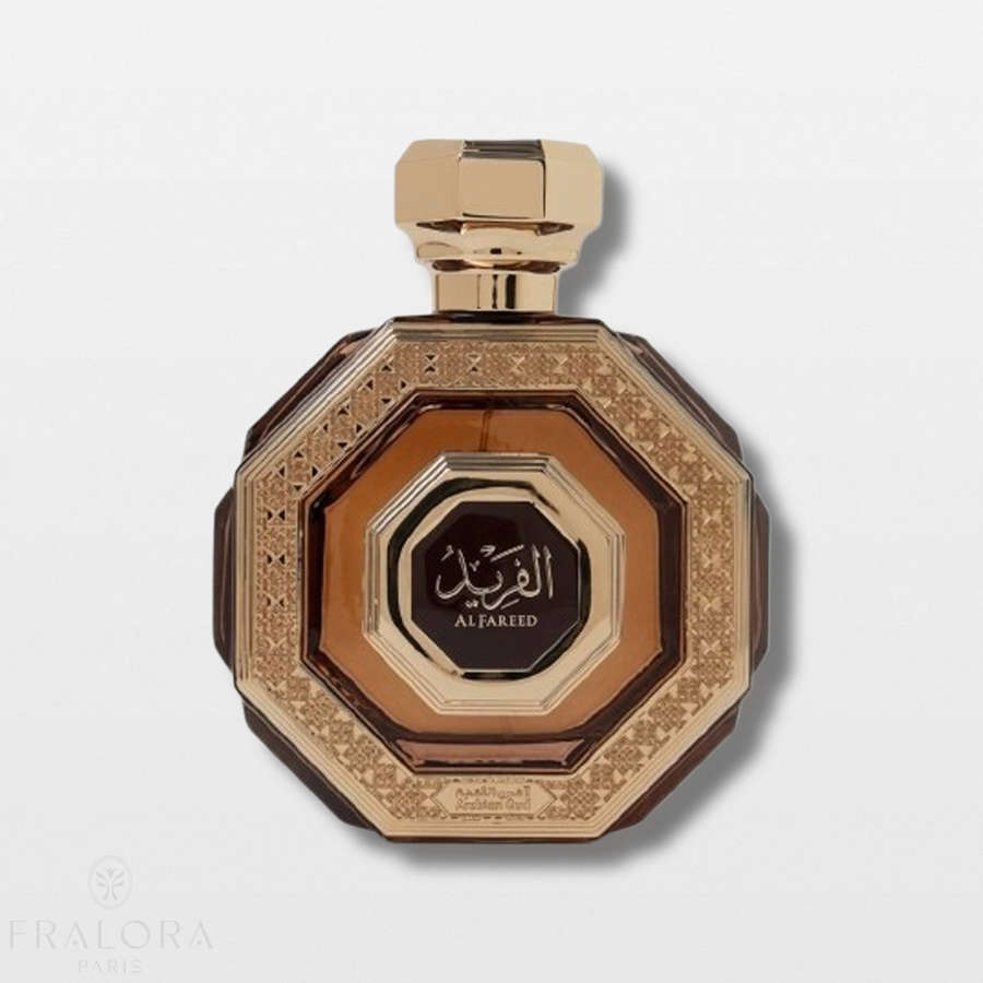 בושם Al Fareed מבית Arabian Oud לגברים 100 מ"ל, מבט חזיתי על בקבוק היוקרה המבטיח ניחוח עוצמתי וגברי.